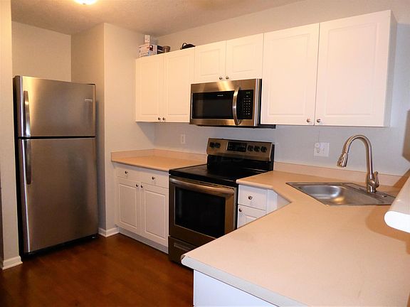 5th image of 8286 Deering Oaks Dr
