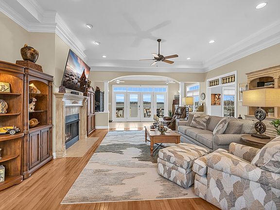 5th image of 509 Nautical Way