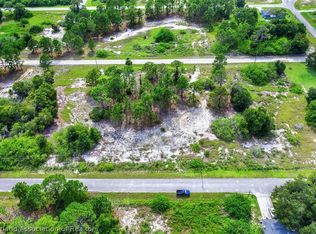 652 Lake Betty Dr, Lake Placid, FL 33852