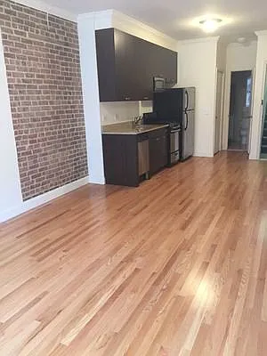 Rented by AD Real Estate Investors | media 31