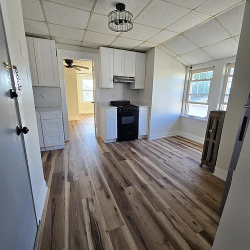 299 Maple St #3 Photo 1