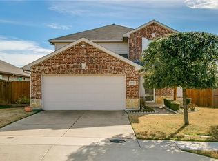 1942 Beach Dr, Grand Prairie, TX 75051