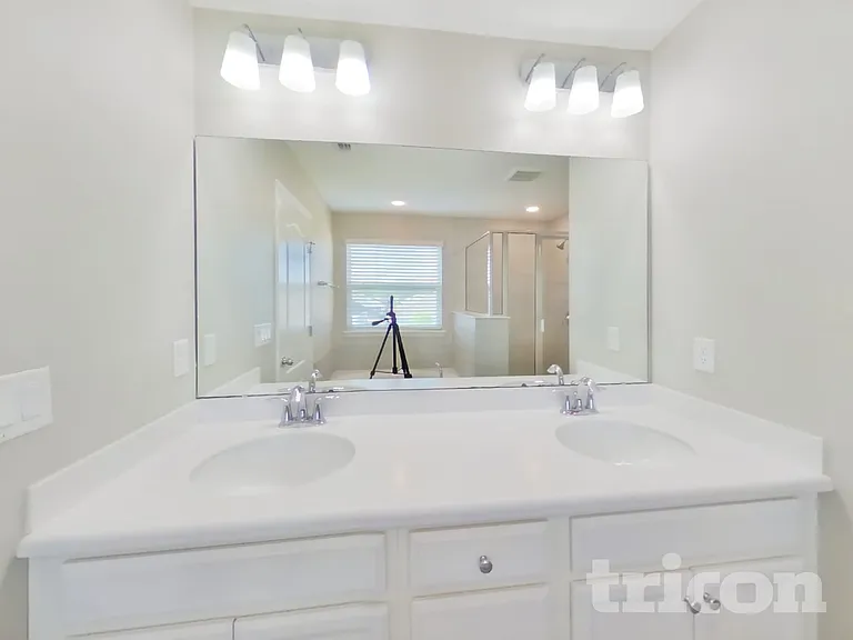 9762 Lemon Grass Ln — Photo 8