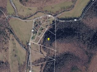 114 Sallies Garden Ln, Mount Vernon, KY 40456