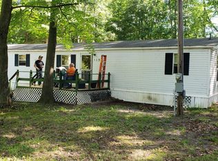 115 Welch Rd, Houghton Lake, MI 48629