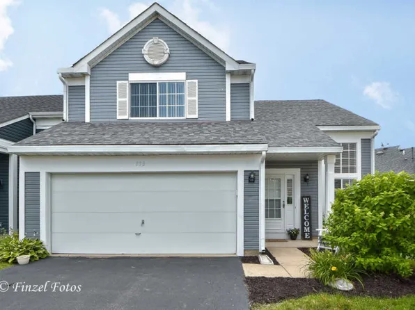 838 Dogwood Ln, Lake In The Hills, IL 60156