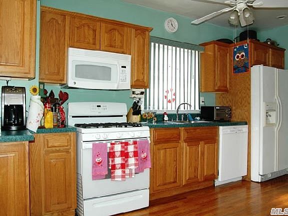 5th image of 120 Crocus Ave
