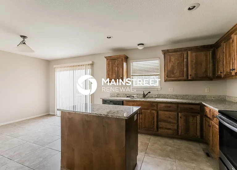 410 Golfview Dr — Photo 6