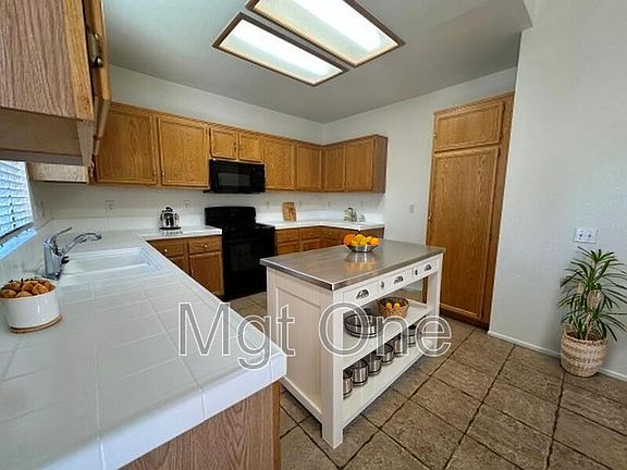 4th image of 3117 Windhaven Way