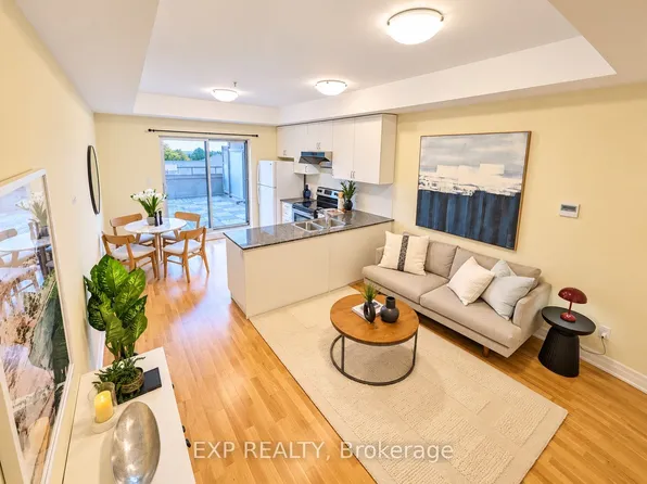 728 Sheppard Ave W #204, Toronto, ON M3H 2S8