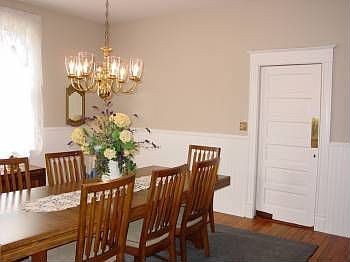 3rd image of 105 West St