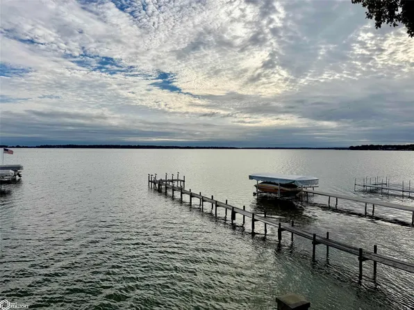 481 N Shore Dr, Clear Lake, IA 50428