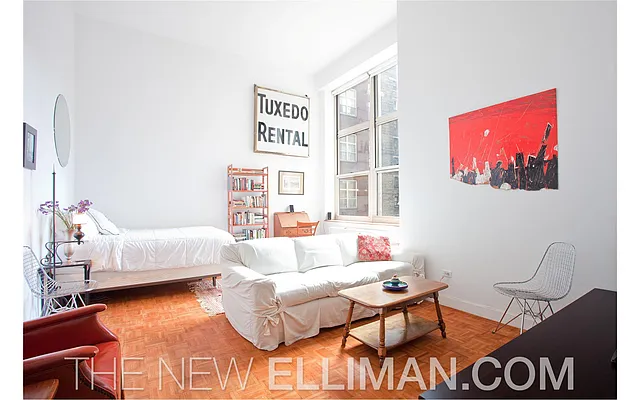 Rented by Douglas Elliman | media 31