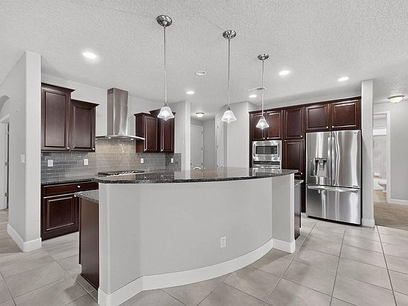 4th image of 1810 Vista De Colinas Dr SE