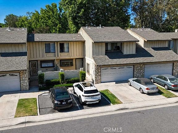 2nd image of 2514 N Tustin Ave E