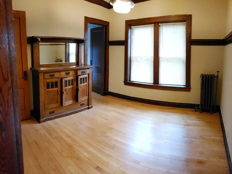 1 bed, 1.0 bath, 700 sqft, $1,095 — Photo 7