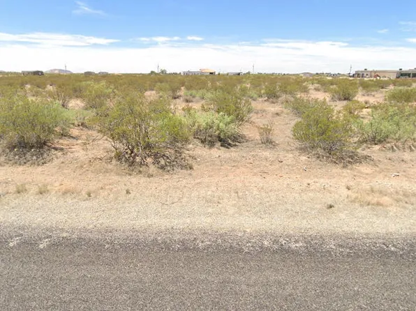14748 H Derringer Rd, Clint, TX 79836