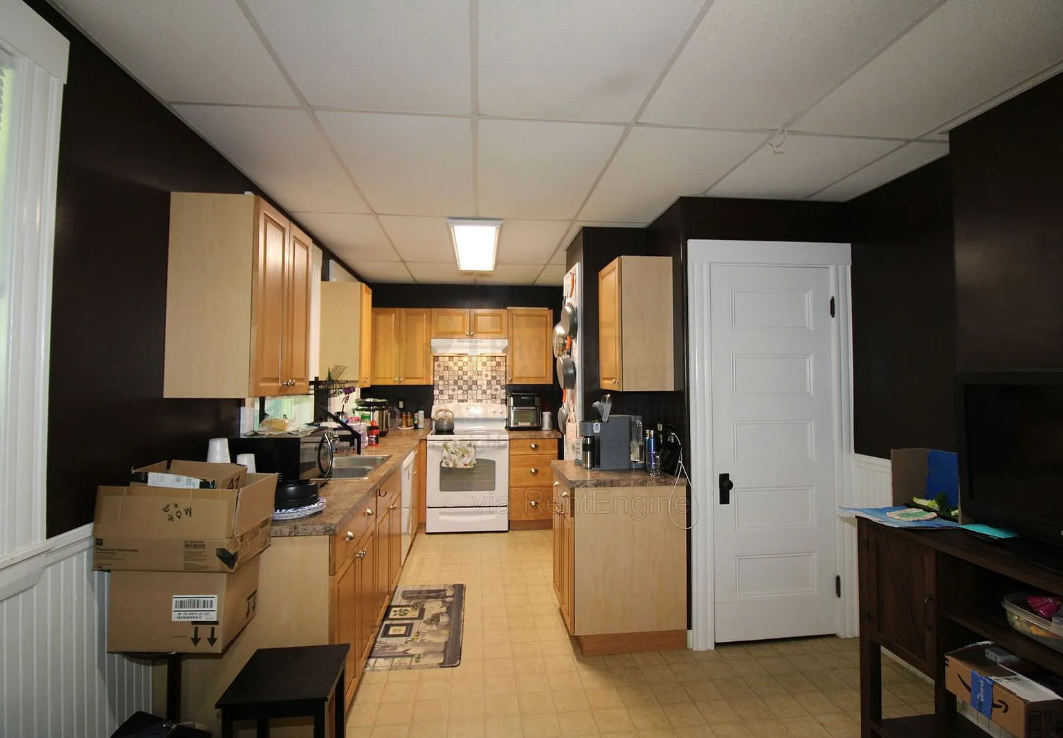 2 bed, 1.0 bath, 1569 sqft, $2,275 — Photo 3