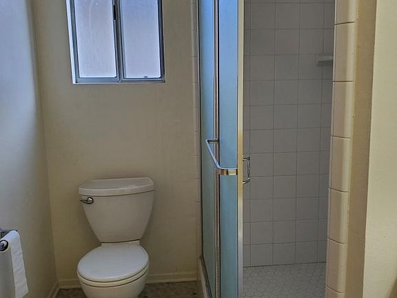 3rd image of 6450 Mammoth Ave APT 101