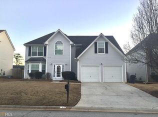 57 Lake Crossing Ct, Fayetteville, GA 30215