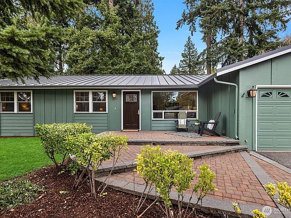 2nd image of 16708 NE 91st Place