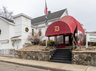 11 Linden St, Reading, MA 01867