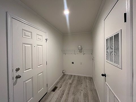 5th image of 2767 Sidney St SW #137