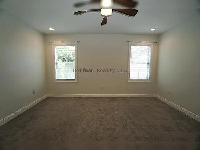 4250 W Carmen St — Photo 9