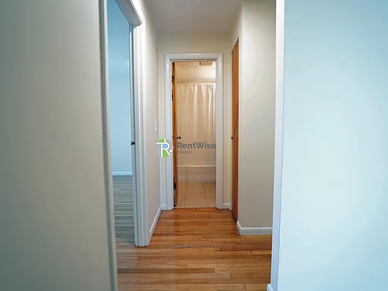 221 Babcock St — Photo 12