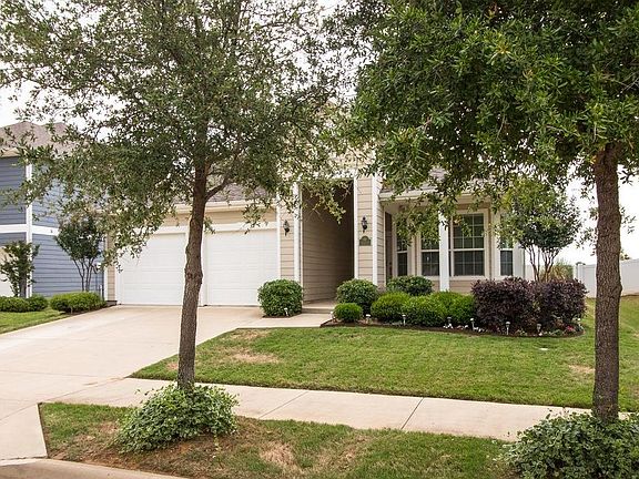 2nd image of 10371 Cedar Lake Dr