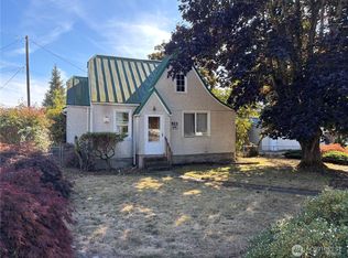513 7th St, Lynden, WA 98264