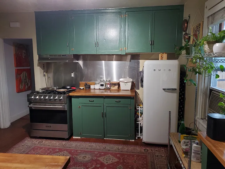 61 Newton St — Photo 9