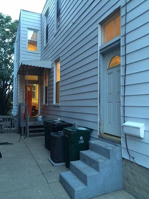 2241 Stratford Ave — Photo 4
