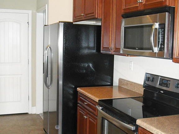 3rd image of 13758 Windwood Dr