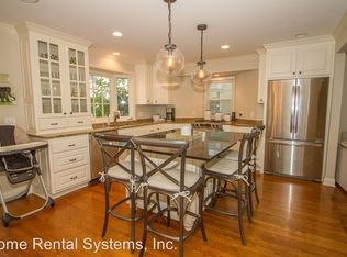 5504 Oaklawn Ave, Edina, MN 55424