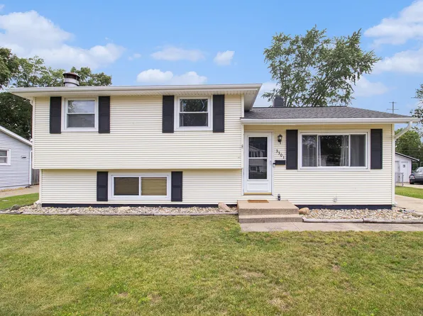 3301 Cabot Dr, South Bend, IN 46635