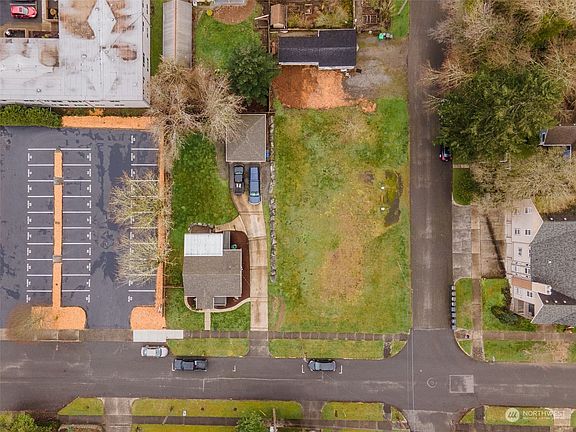 5th image of 532 13th Avenue SE