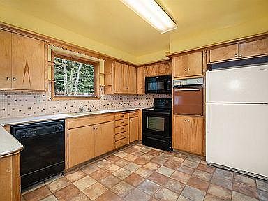 2nd image of 74721 N Country Homes Blvd