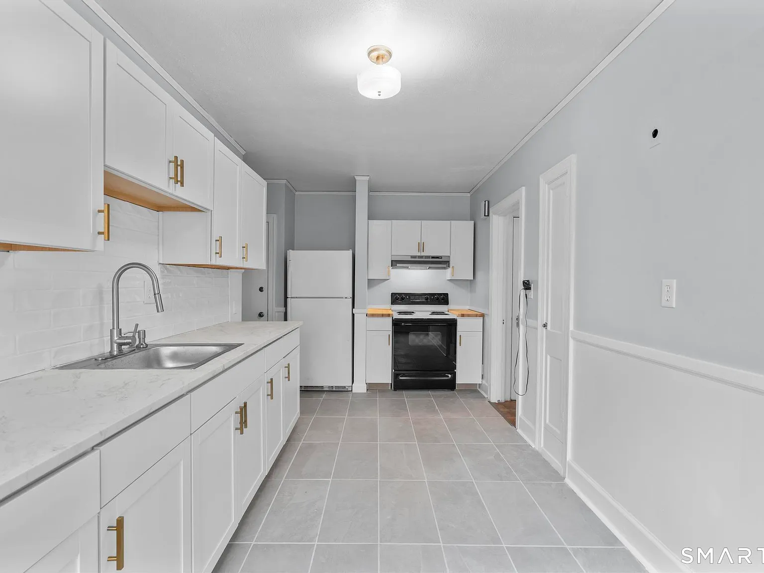 2 bed, 1.0 bath, 880 sqft, $1,675 — Photo 2