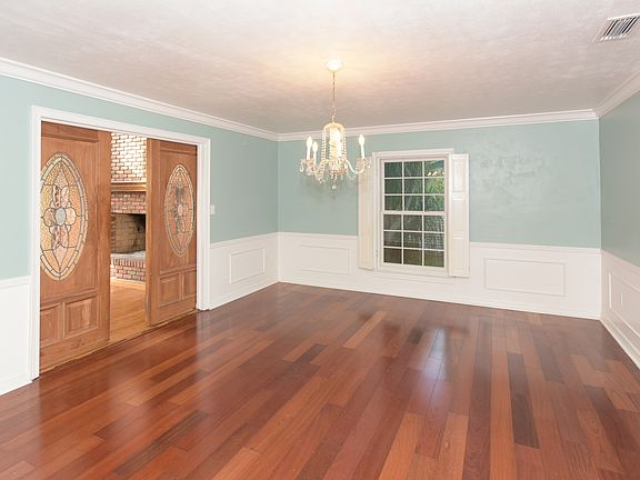 4th image of 2808 Linthicum Pl