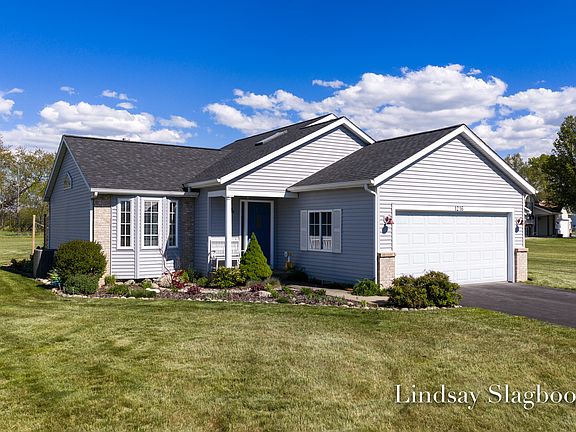 2nd image of 1216 Oxbow Dr