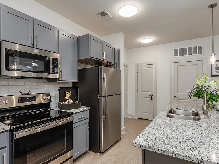 2055 Stanford Ln — Photo 158
