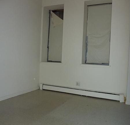 2nd image of 1969 Amsterdam Ave #1