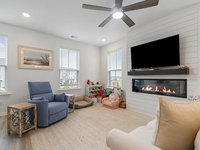 829 Recess Point Dr — Photo 15