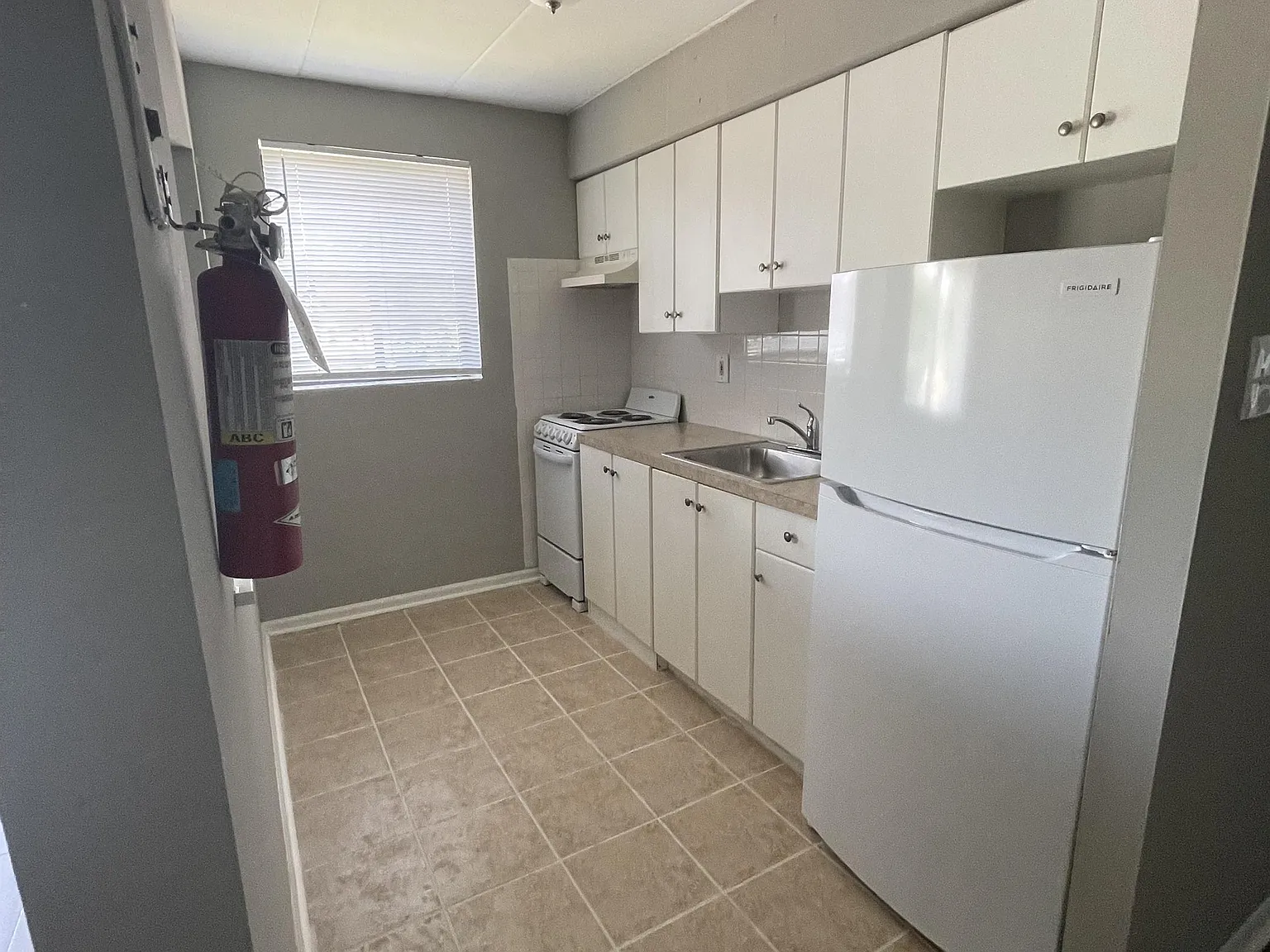 416 South 4th Street - B7 — Photo 2