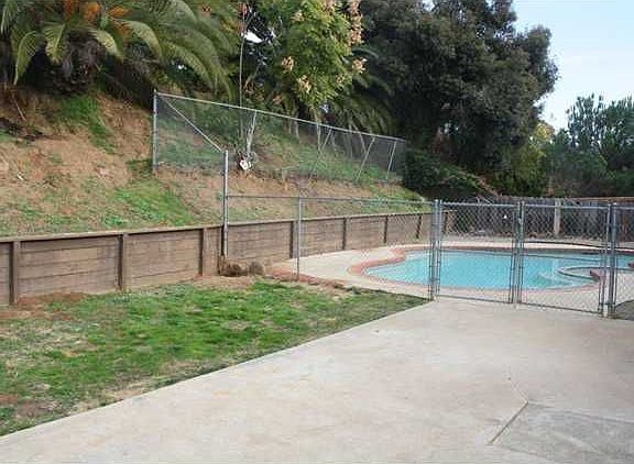 3rd image of 1140 Boyle Ave