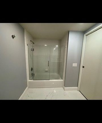 5th image of 403 Main St #508