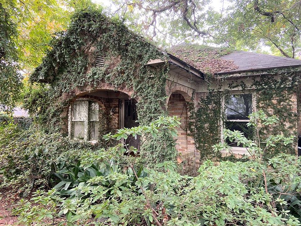 1st image of 2424 Elmen St