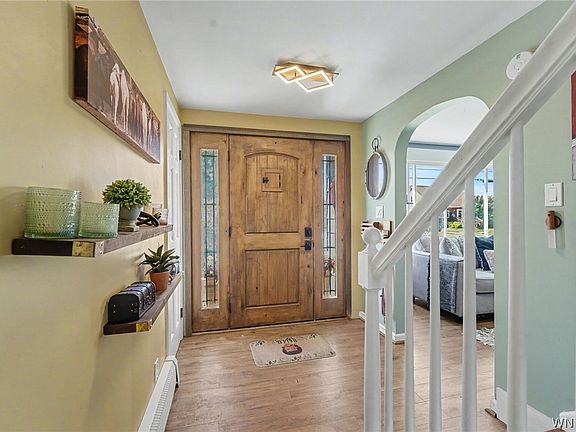 5th image of 32 Hamilton Ave