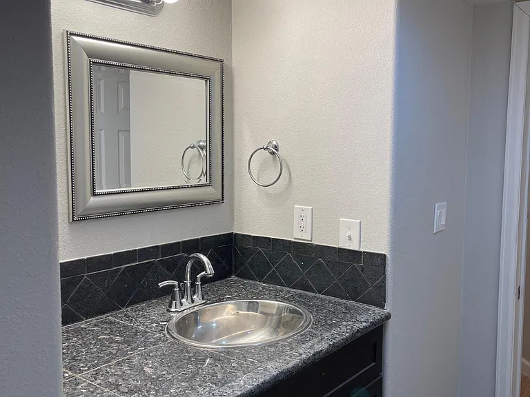 6542 S Allison Ct — Photo 17